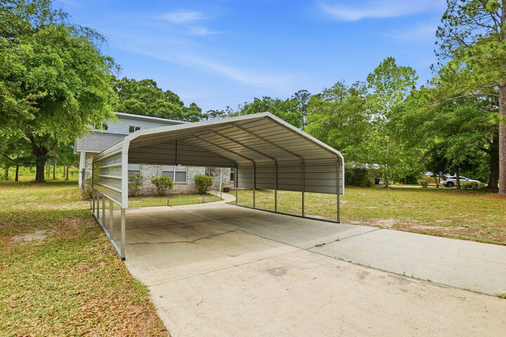 Property Photo:  22 Marys Court  FL 32433 