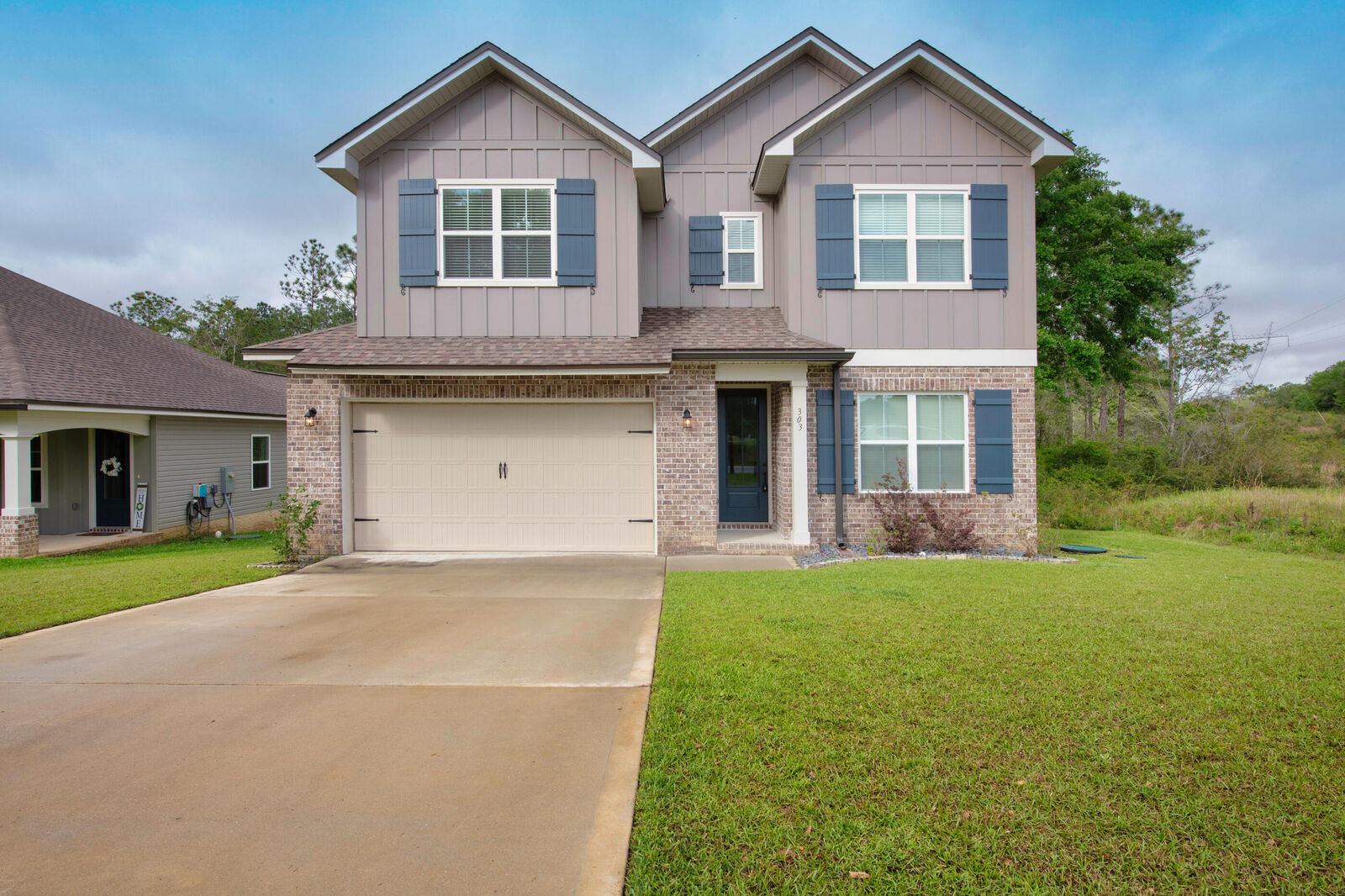Property Photo: 303 Key Lime Place FL 32536