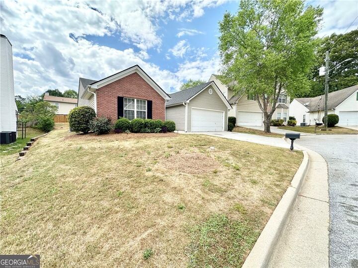 Property Photo:  5502 Walnut Lane  GA 30038 