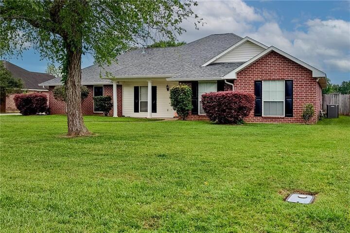 Property Photo:  112 Cassie Circle  LA 71457 