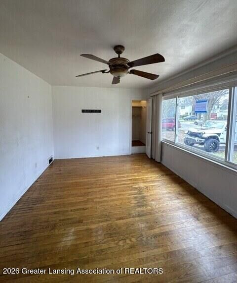 Property Photo:  1122 Cleo Street  MI 48915 