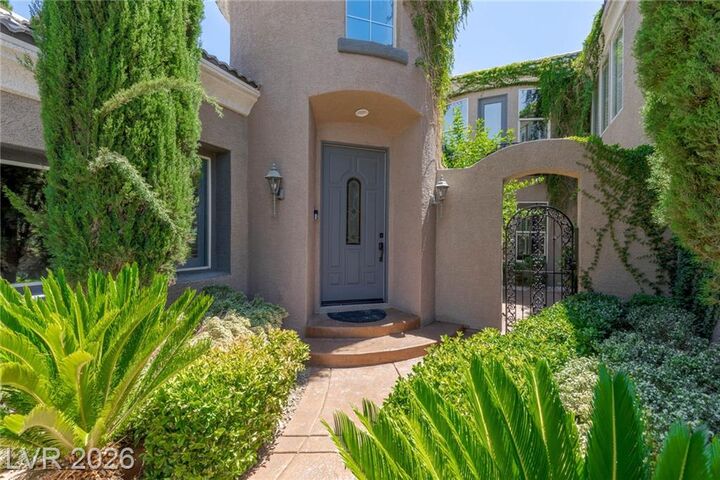 Property Photo:  300 Kingsclear Court  NV 89145 