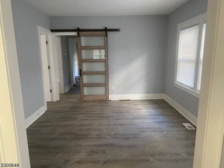 Property Photo:  56 Maple Ave 1  NJ 07042 