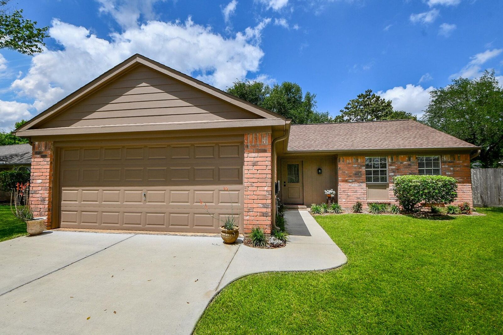 Property Photo:  4027 Blacksmith Lane  TX 77479 