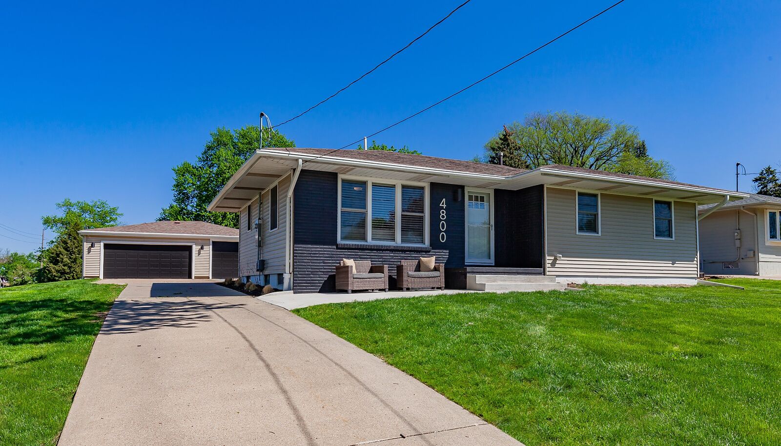 Property Photo:  4800 Fairview Drive  IA 50327 