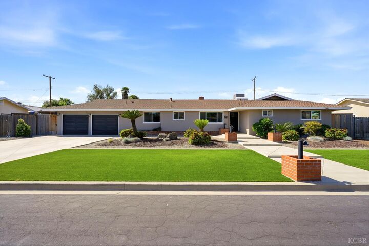 Property Photo:  365 E Sycamore Drive  CA 93230 