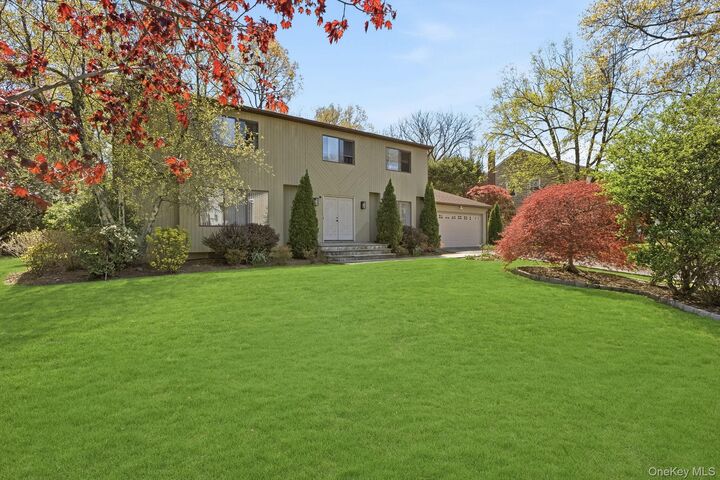 Property Photo:  26 Devonshire Dr  NY 10605 