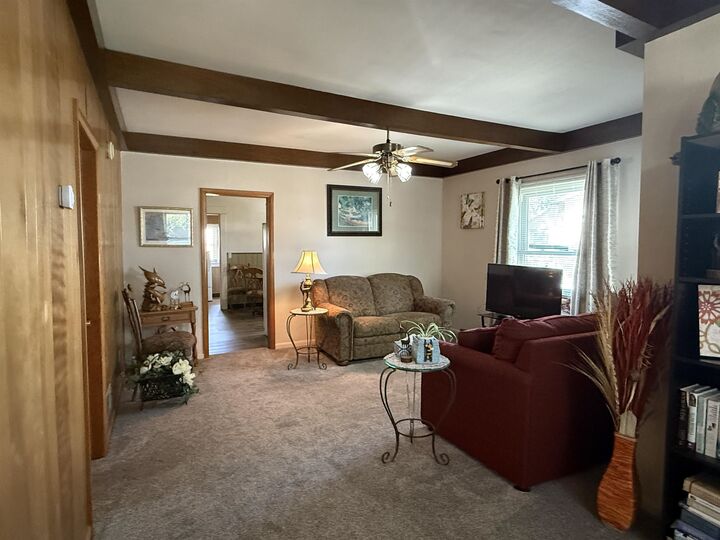 Property Photo:  414 S Bailey St  NE 69101 