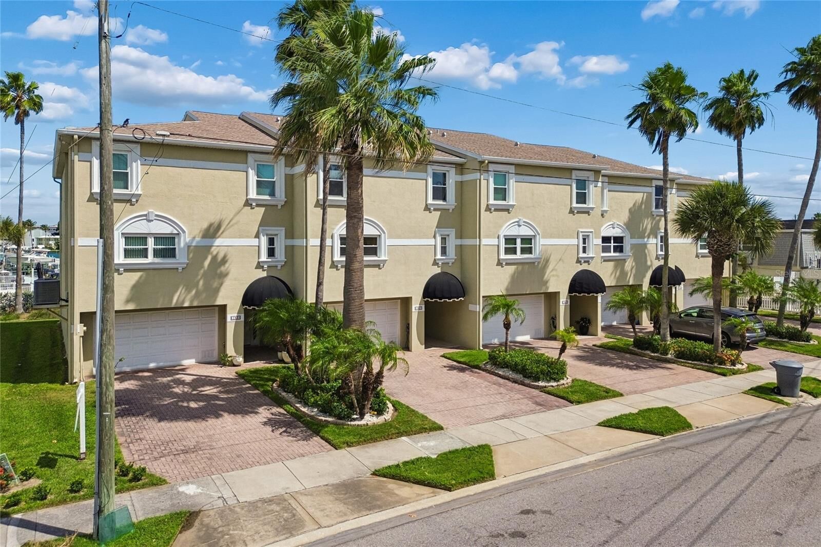 Property Photo:  152 117th Avenue 2  FL 33706 