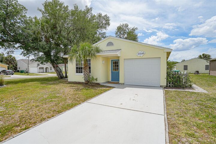 Property Photo:  20049 Isobar Avenue  FL 33954 