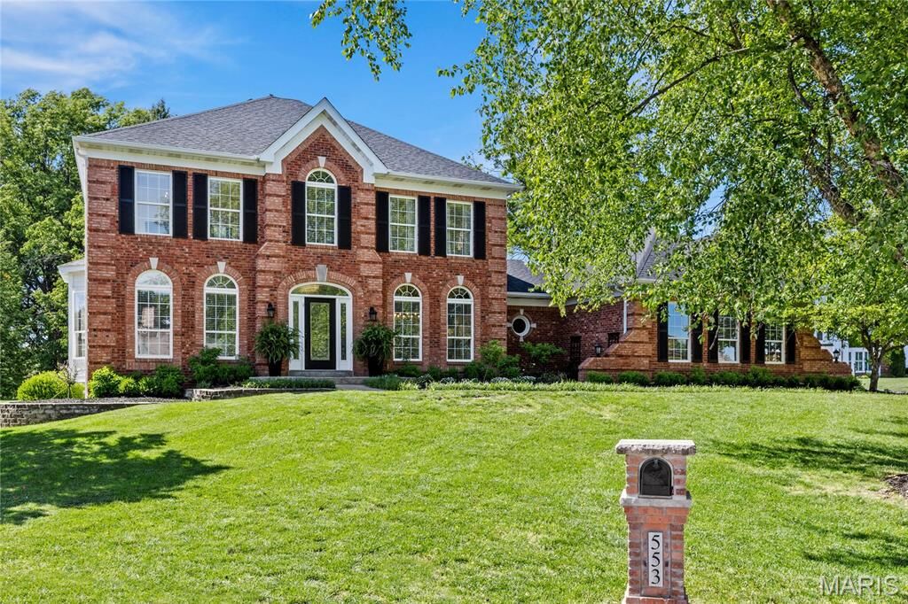 Property Photo:  553 Malinmor Drive  MO 63304 