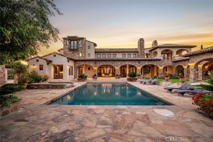 Property Photo:  6520 Mira Cielo  CA 93401 