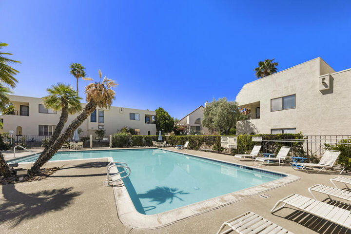 Property Photo:  45421 Lupine 1  CA 92260 