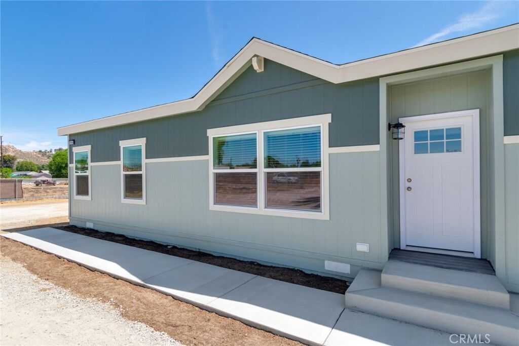 Property Photo: 19165 Spalding CA 92508