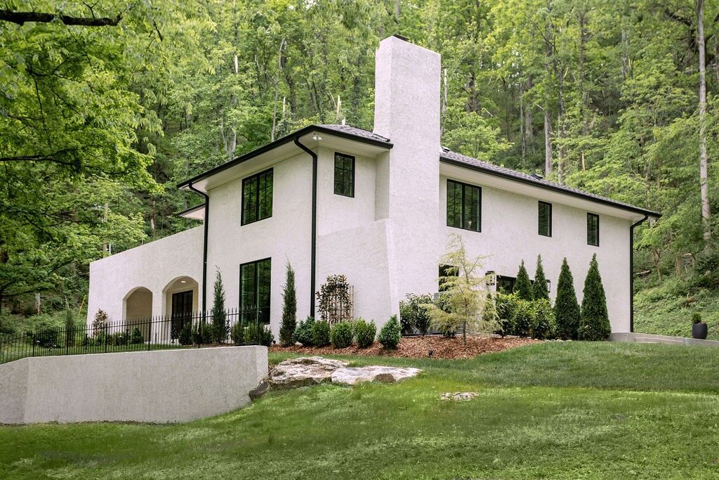 Property Photo: 5332 General Forrest Ct TN 37215