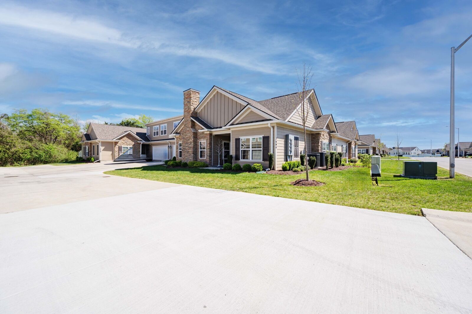 Property Photo:  2664 Stonecenter Ln  TN 37128 