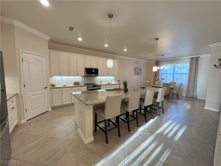 Property Photo:  11864 Misty Arbor Run  FL 33913 