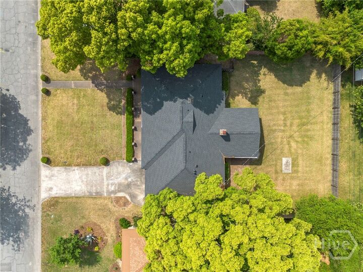 Property Photo:  110 E 58th Street  GA 31405 