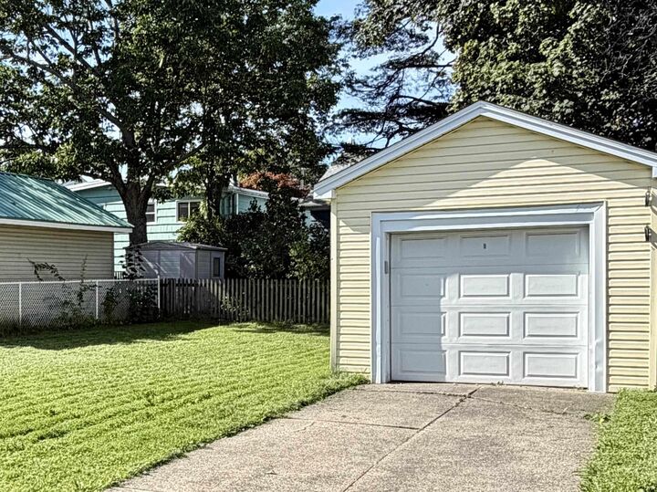 Property Photo: 3058 Connaught Avenue NS B3L 3A4