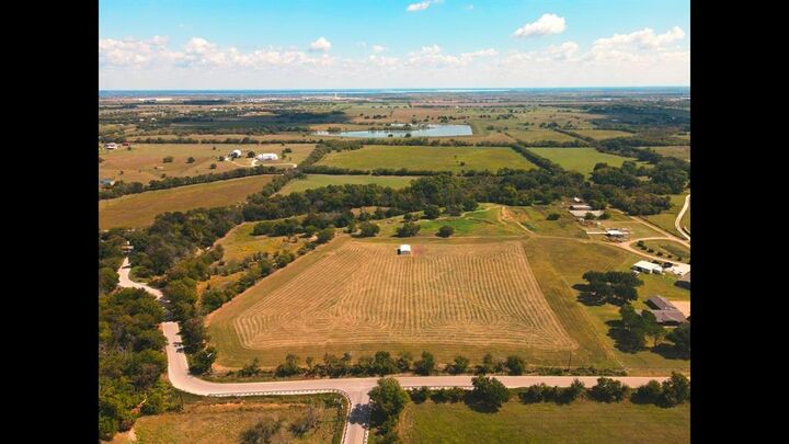 Photo de la propriété:  10570 Sam Bass Road  TX 76266 