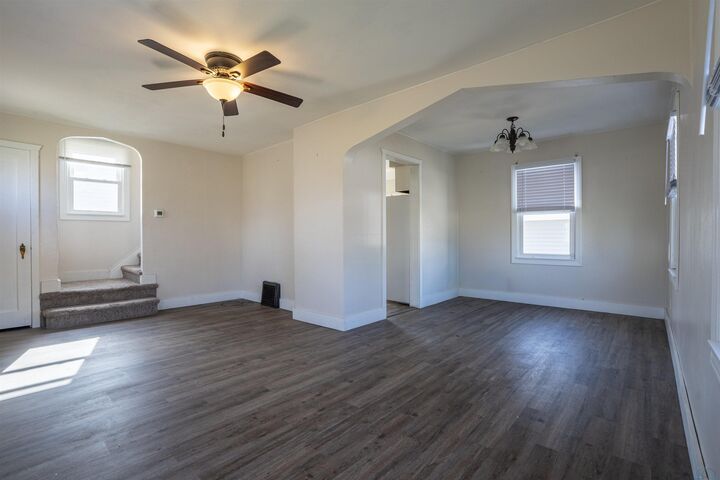 Property Photo:  400 Plymouth St SE  IA 51031 