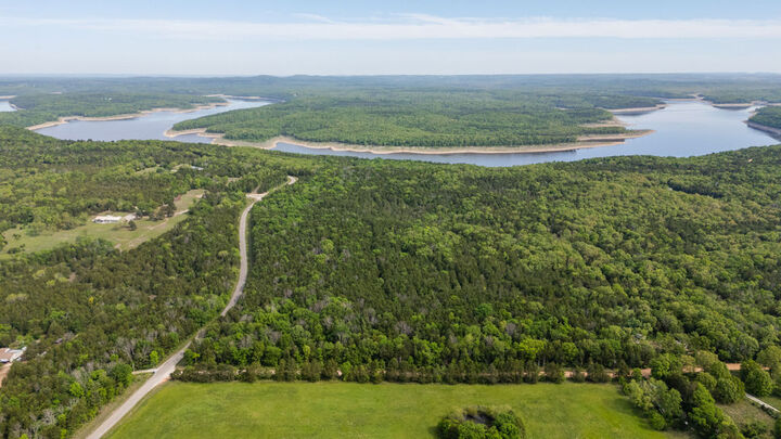 Property Photo:  Tract 2 Horseshoe Bend Road  AR 72644 