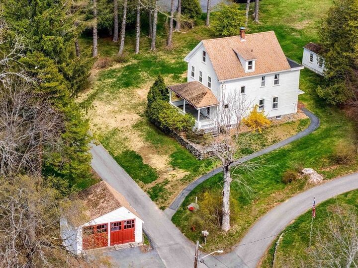 Property Photo:  5 Tansey Lane  MA 01938 