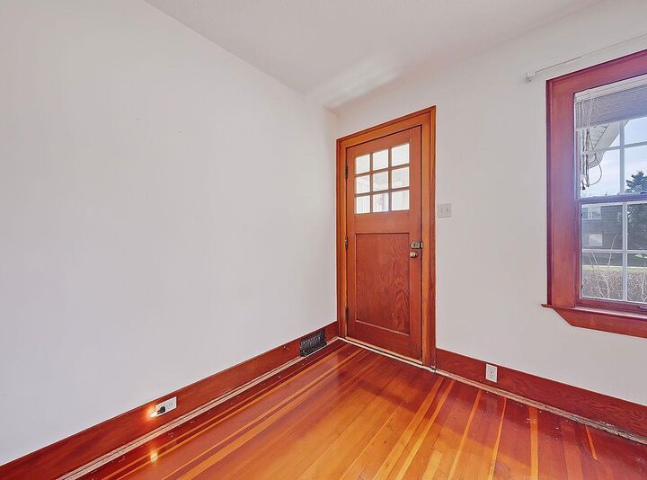 Property Photo:  2320 19 Street  AB T0L 1R0 