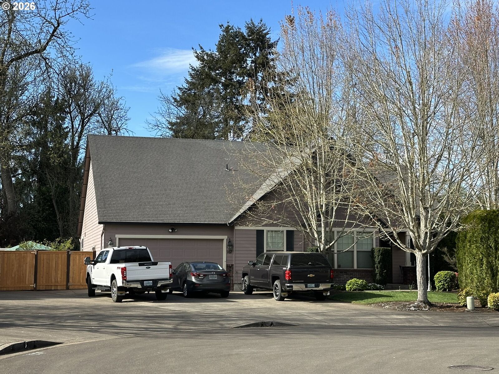 Property Photo:  167 Willow Springs Dr  OR 97404 