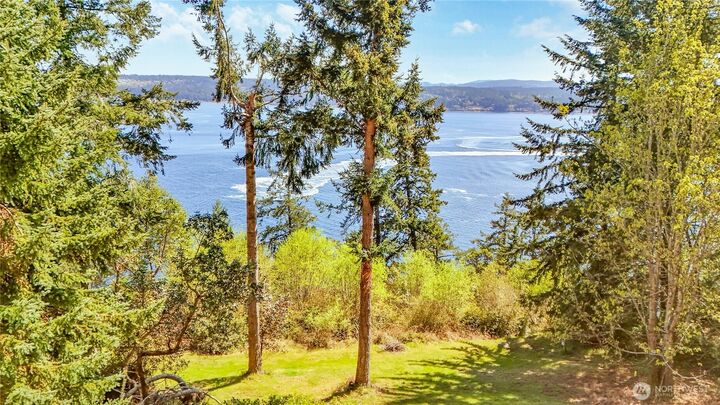 Property Photo:  365  Donald Street  WA 98376 