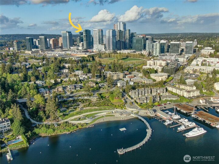 Property Photo:  650  Bellevue Way NE 2808  WA 98004 