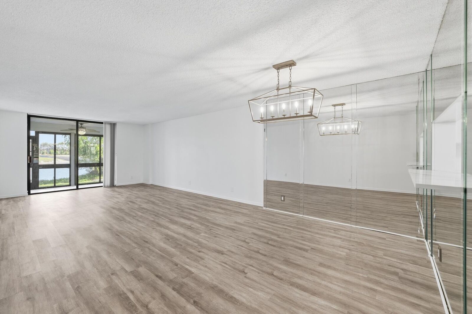 Property Photo:  4725 E Lucerne Lakes Blvd Boulevard E 114  FL 33467 