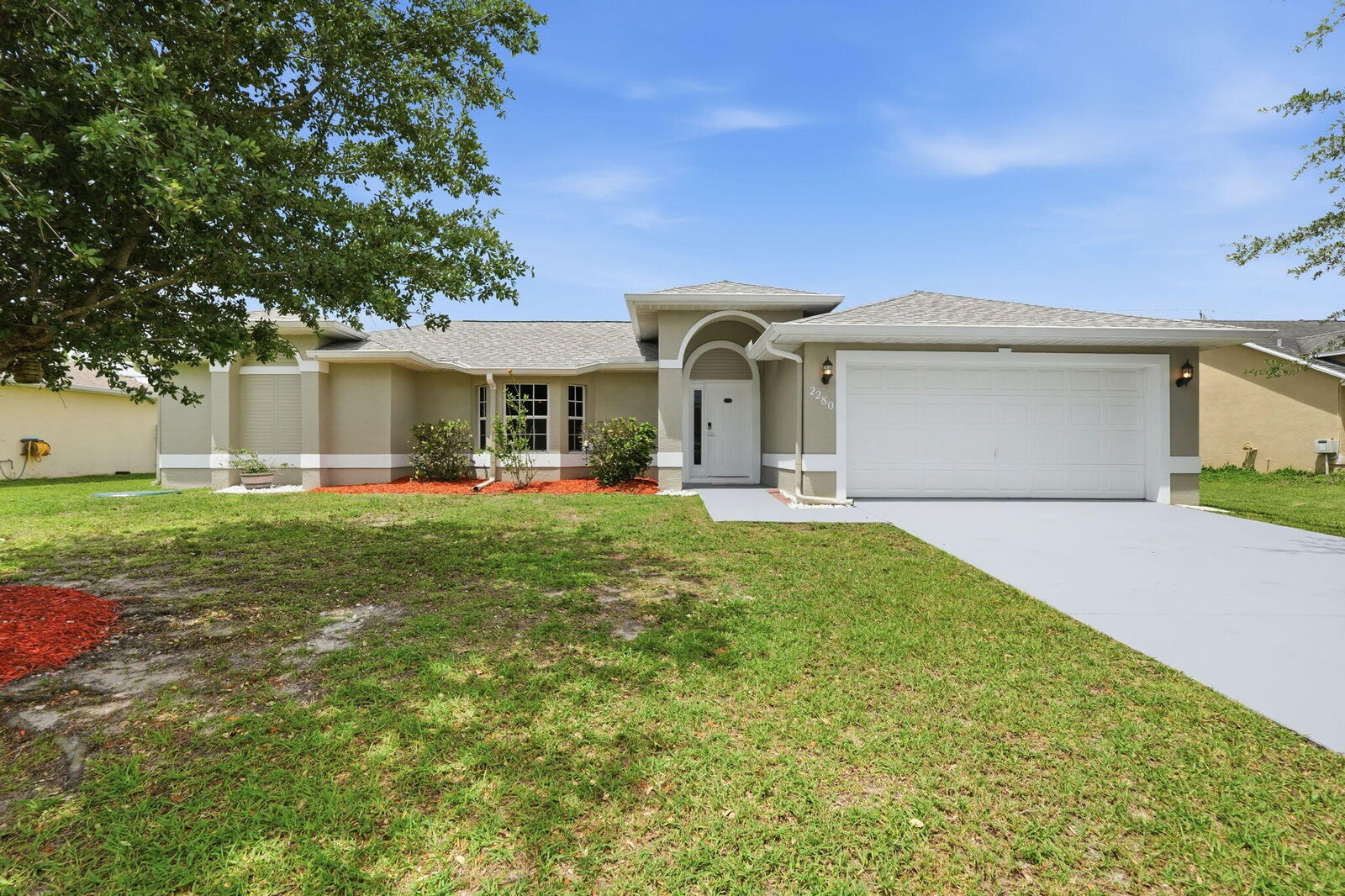 Property Photo:  2280 SW Halissee Street  FL 34953 