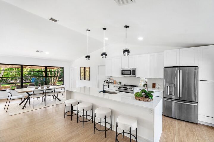 Property Photo:  14888 Sunnyview Lane  FL 33484 
