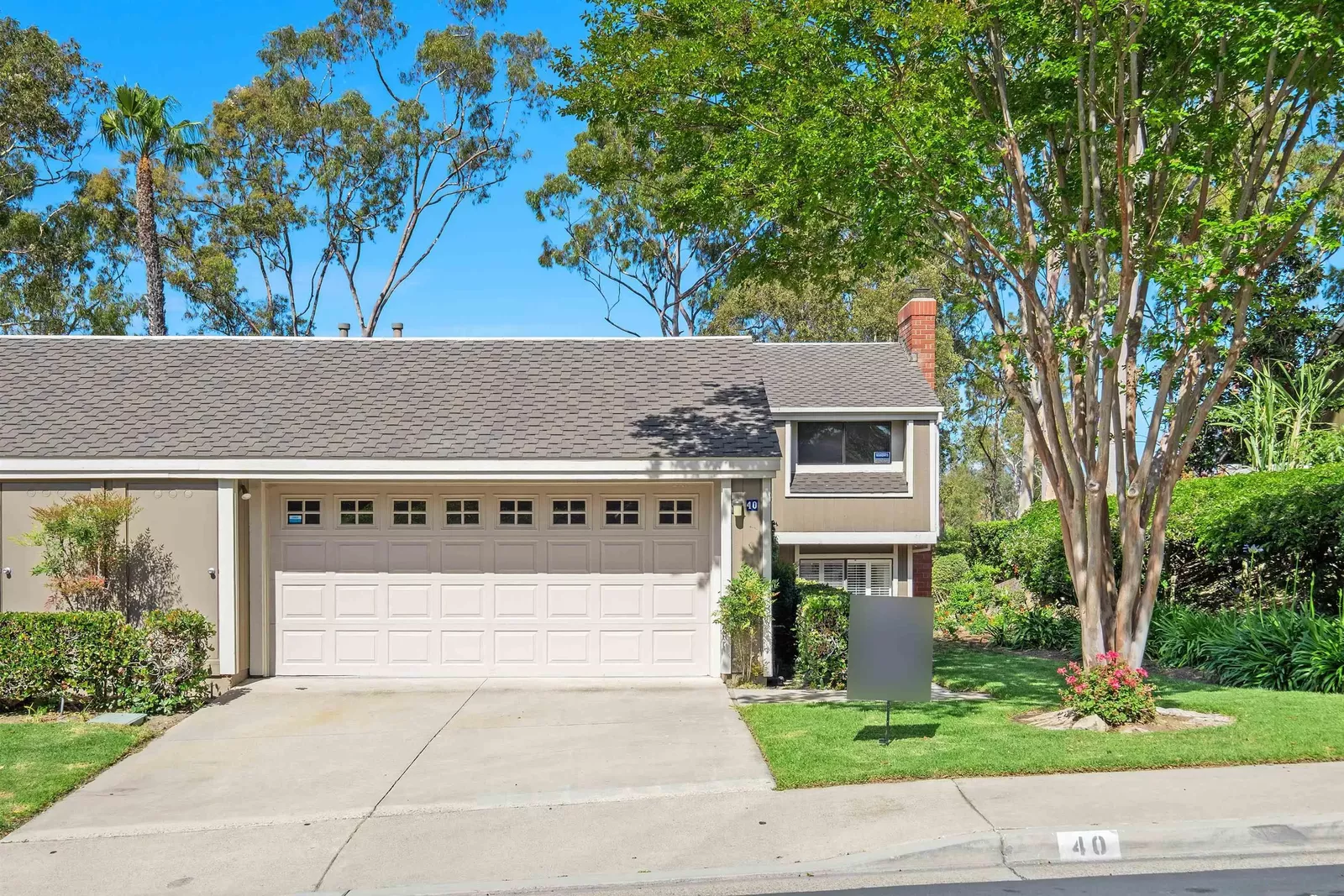 Property Photo:  40 Canyon Ridge 3  CA 92603 