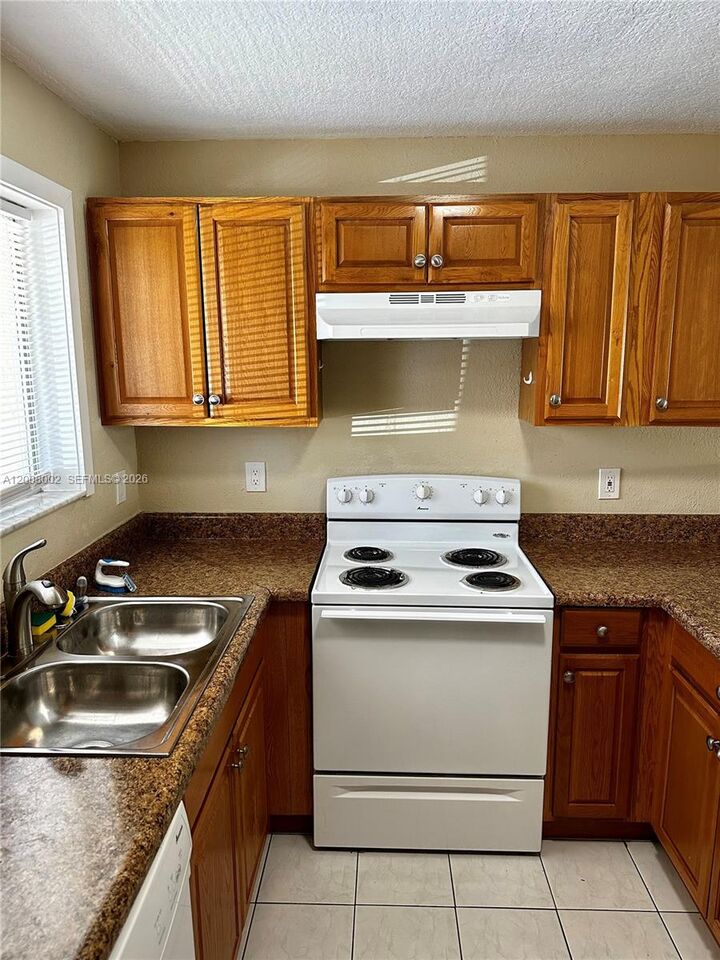 Property Photo:  7011 W 29th Ave 124  FL 33018 