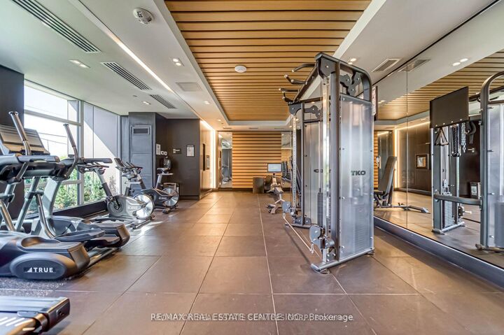 Property Photo: 345 Wheat Boom Drive #102 ON L6H 7X4