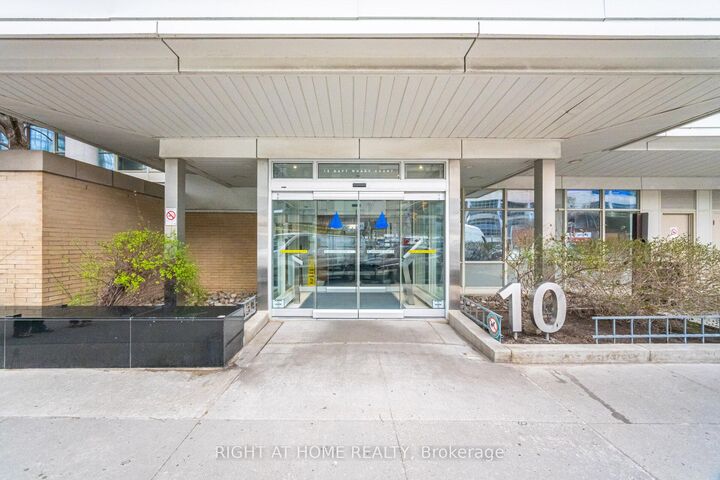 Property Photo: 10 Navy Wharf Court 2107 ON M5V 3V2