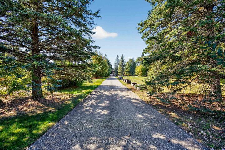 Property Photo: 20572 Yonge Street ON L9N 0J7