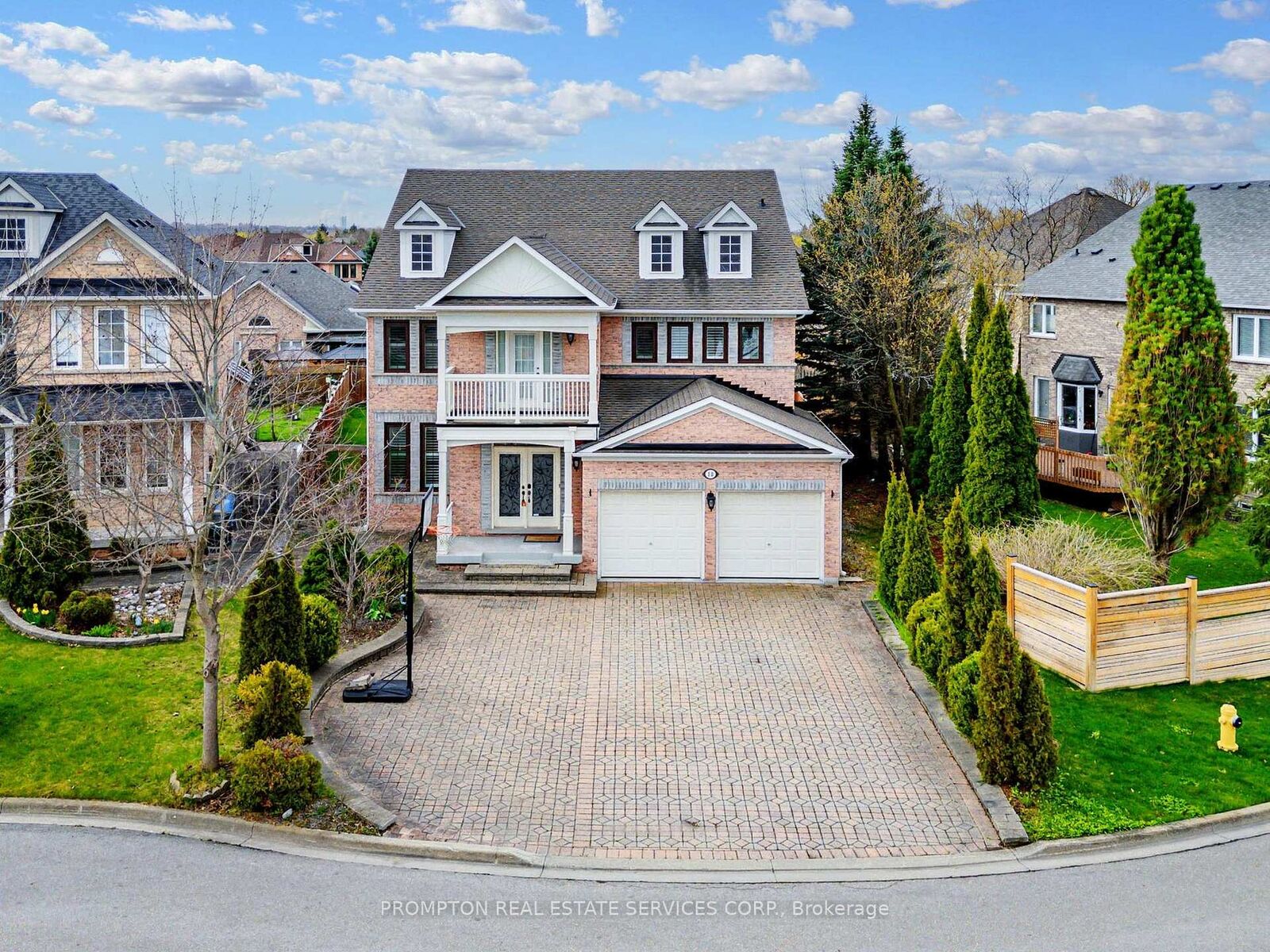 Property Photo: 18 Bridleford Court ON L3P 7Z2