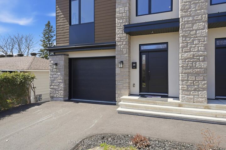Property Photo: 984 Watson Street ON K2B 6C2
