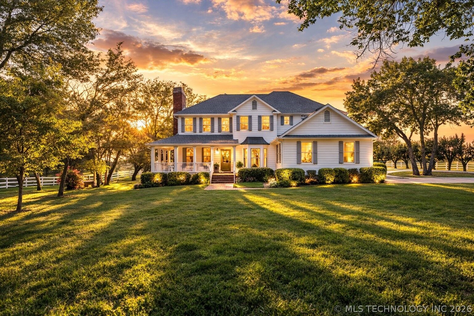 Property Photo:  72878 S 230 Road  OK 74467 