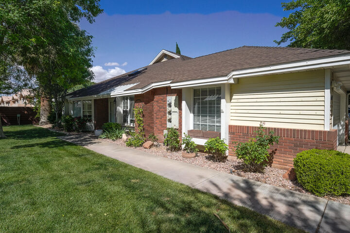 Property Photo:  845 N Valley View Dr 904  UT 84770 