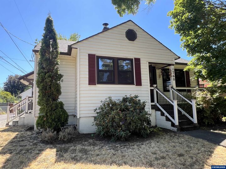 Property Photo:  1760 Norway St NE  OR 97301 