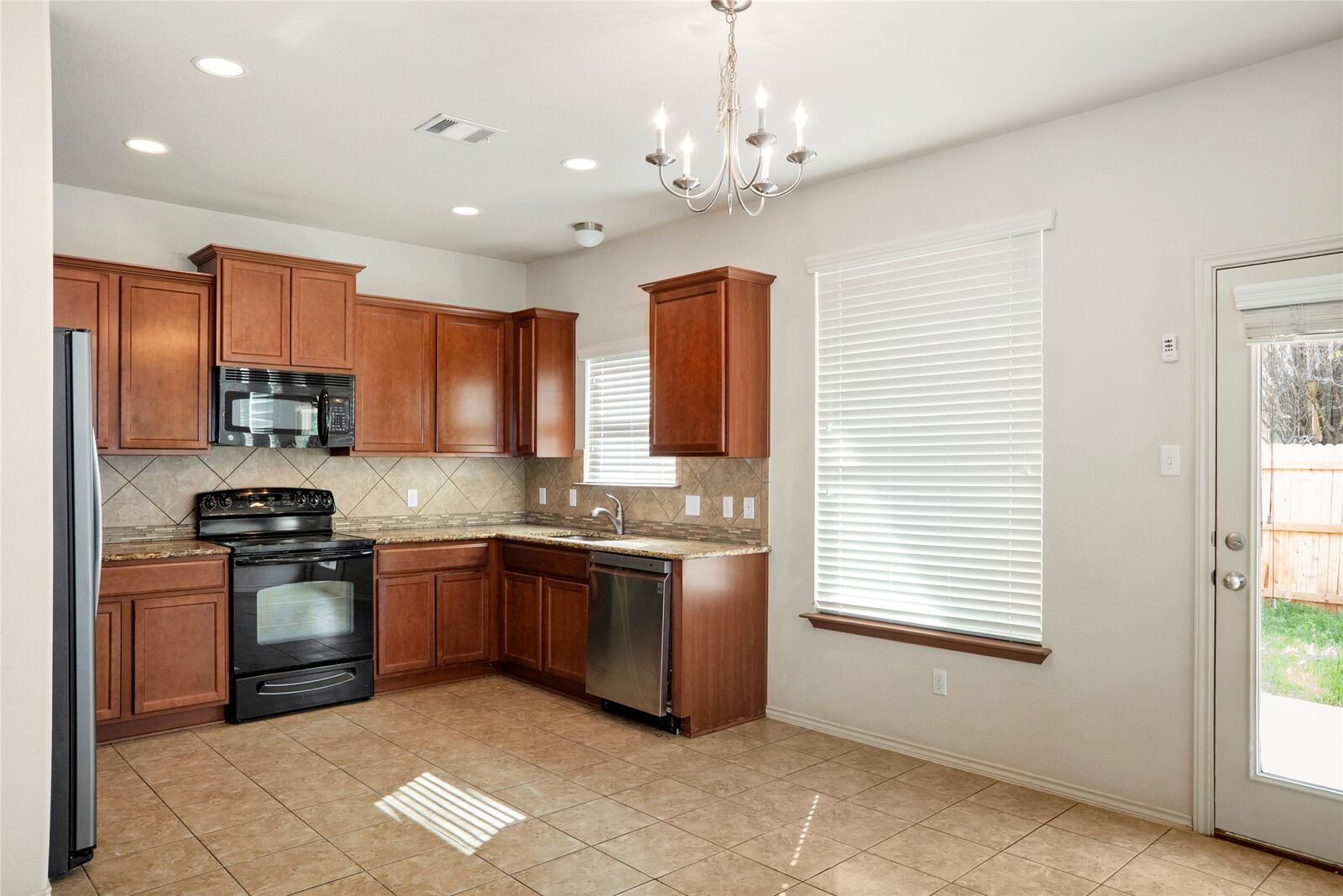 Property Photo: 212 Foster Lane TX 76537