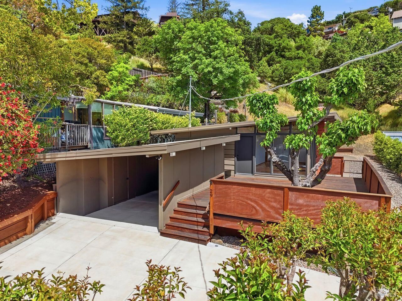 Property Photo:  29 Windsor Avenue  CA 94901 