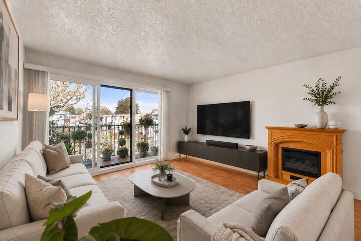 Property Photo: 7240 Lindsay Road 306 BC V7C 3M6