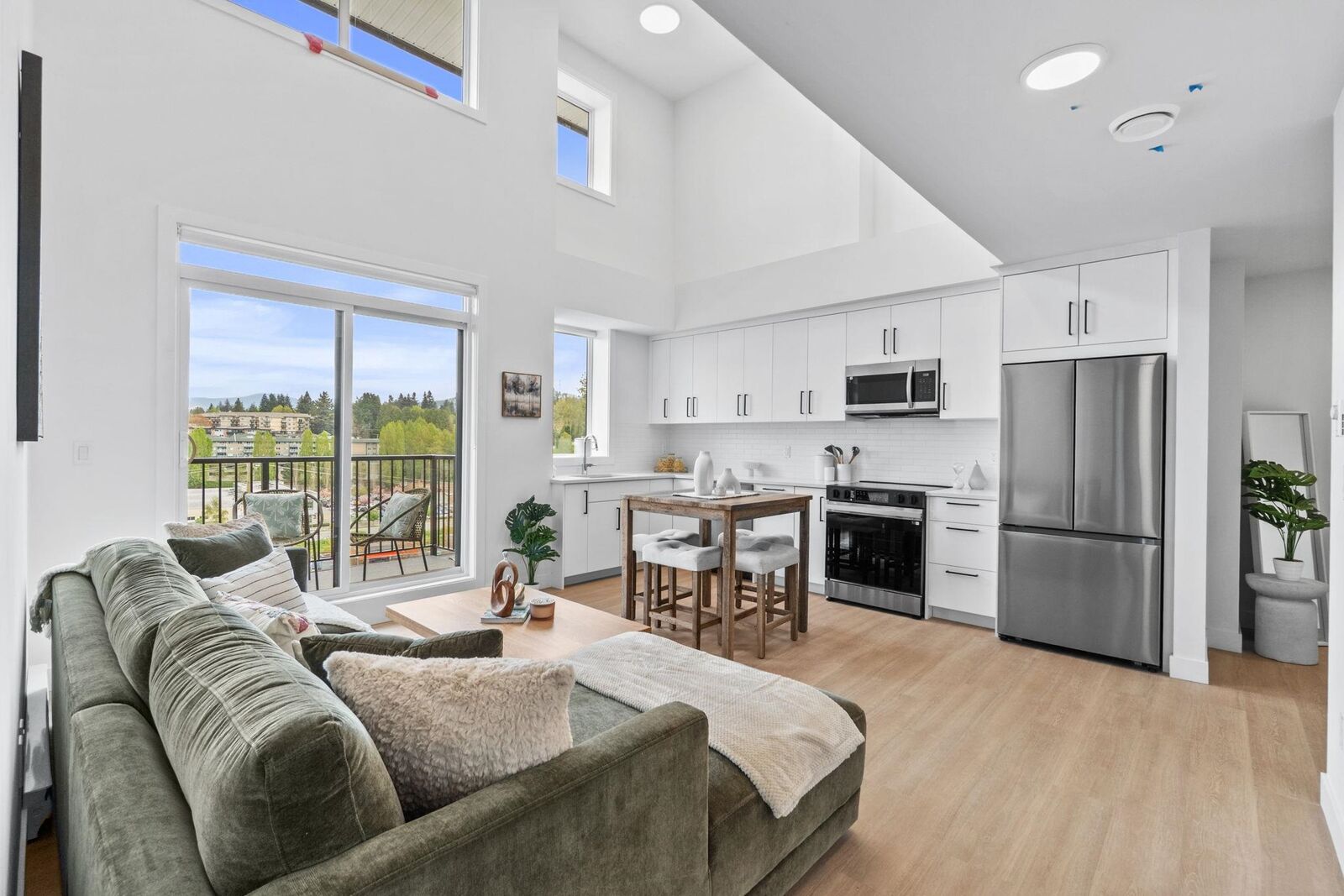 Property Photo: 33820 South Fraser Way 503 BC V2S 2C5