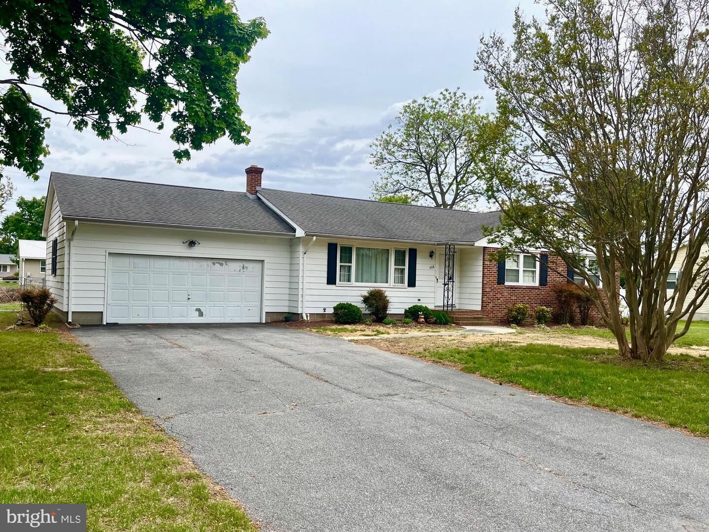 Property Photo:  608 Adams Drive  DE 19963 
