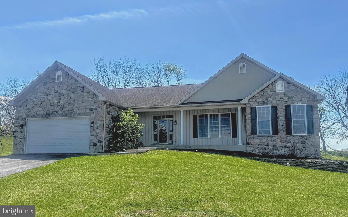 Property Photo: 54 Walnut Dr W PA 19506